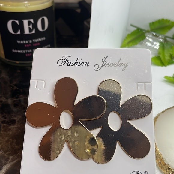 Gold Oversized Flower Stud Earrings - Picture 7 of 9